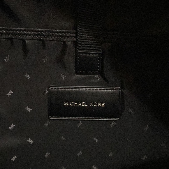 Men’s Michael Kors Store Cooper Large Backpack MK Monogram Dark Blue Color NWT - Picture 9 of 12